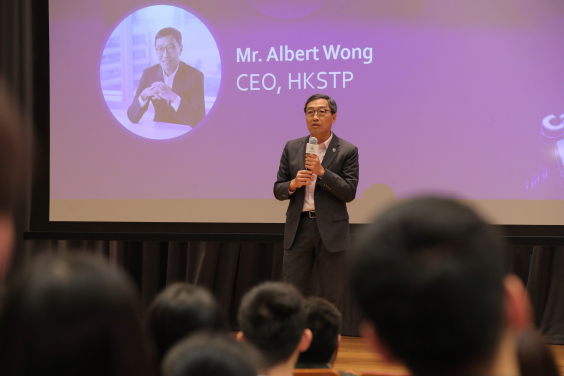 香港科技園公司（科技園公司）⾏政總裁黃克強先⽣